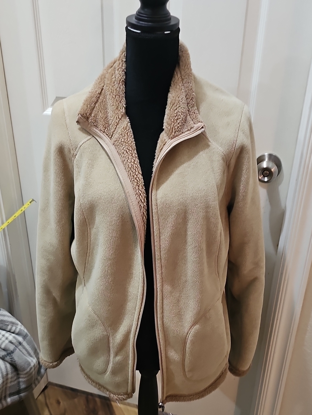 Beige Sherpa-Lined Zip Reversible Jacket - Women Xl